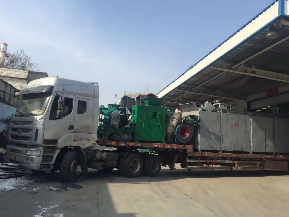 壓球機(jī)生產(chǎn)線發(fā)貨 壓球機(jī)生產(chǎn)線發(fā)貨